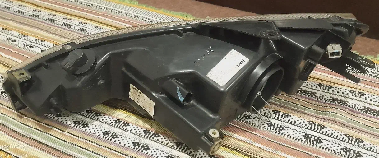 چراغ کبریتی جلو۲۰۶ اکبند|قطعات یدکی و لوازم جانبی|رشت, سیا اسطلخ|دیوار