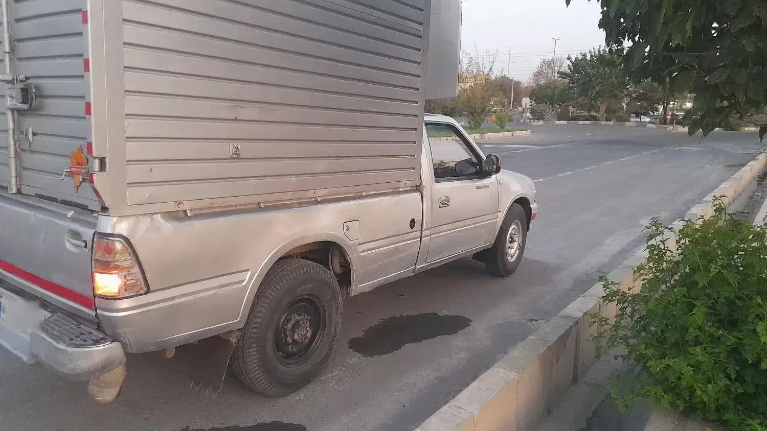 نیسان شوکا معاوضه با مینی بوس ایویکو یا سمند|خودرو سواری و وانت|قدس, شهر‌قدس|دیوار