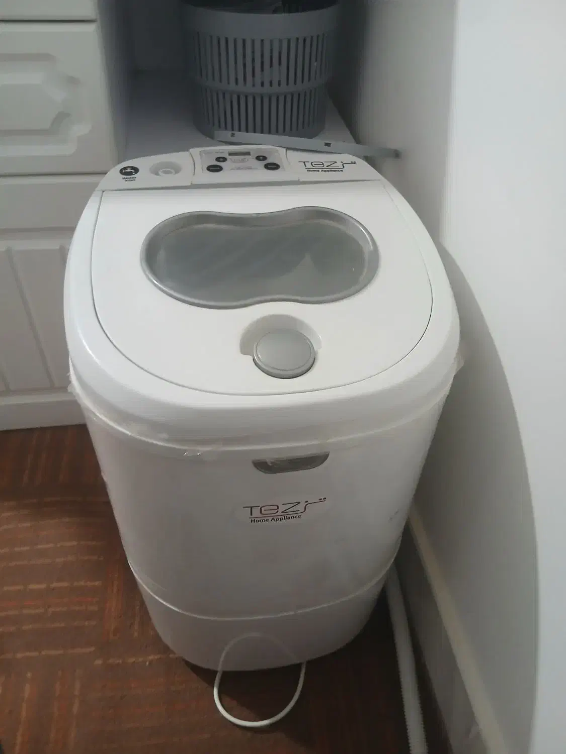 مینی واش|ماشین لباسشویی و خشک‌کن لباس|قم, باغ کرباسی|دیوار