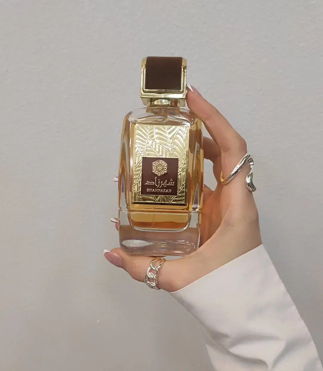 عطر شهرزاد|آرایشی، بهداشتی، درمانی|شیراز, شهرک قمشه|دیوار