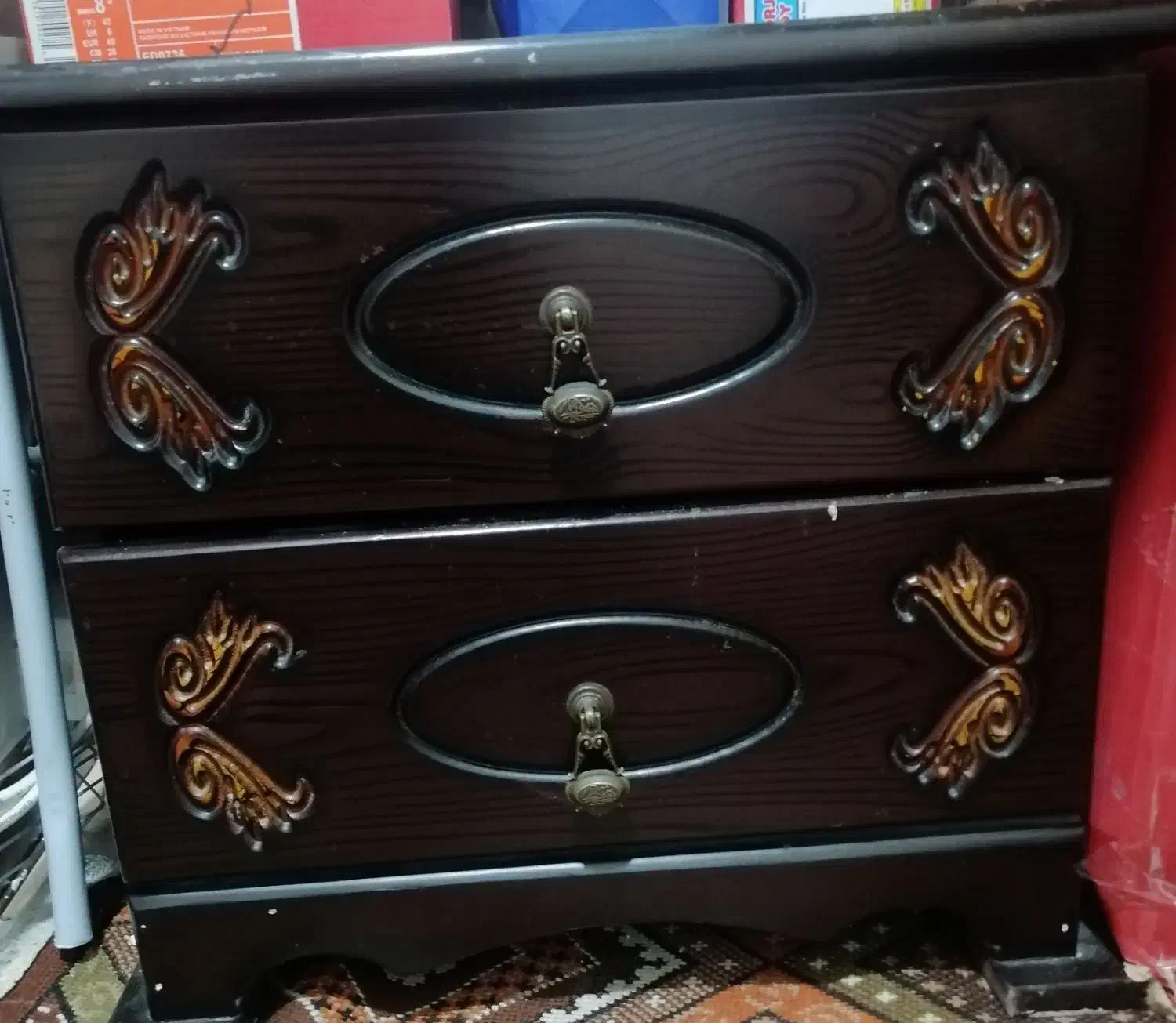 سرویس خواب دو نفره|تخت و سرویس خواب|صدرا-فارس, فاز ۱|دیوار