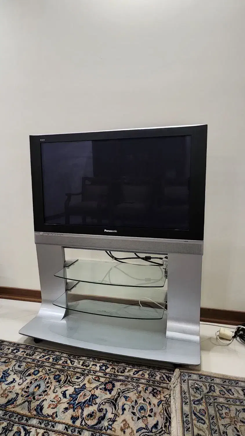 تلویزیون پاناسونیک|تلویزیون و پروژکتور|تهران, نظامی گنجوی (توانیر)|دیوار