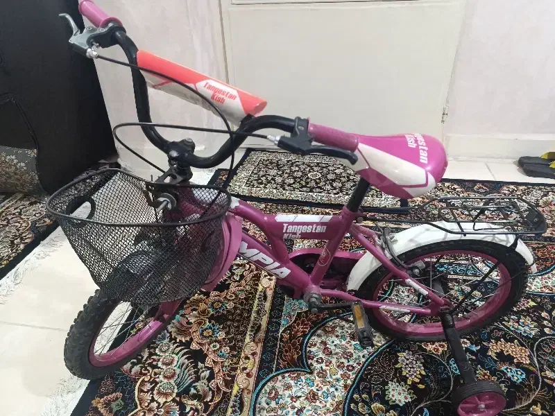 دوچرخه مدل بچه گانه نو رنگ صورتی|دوچرخه، اسکیت، اسکوتر|بندرعباس, |دیوار