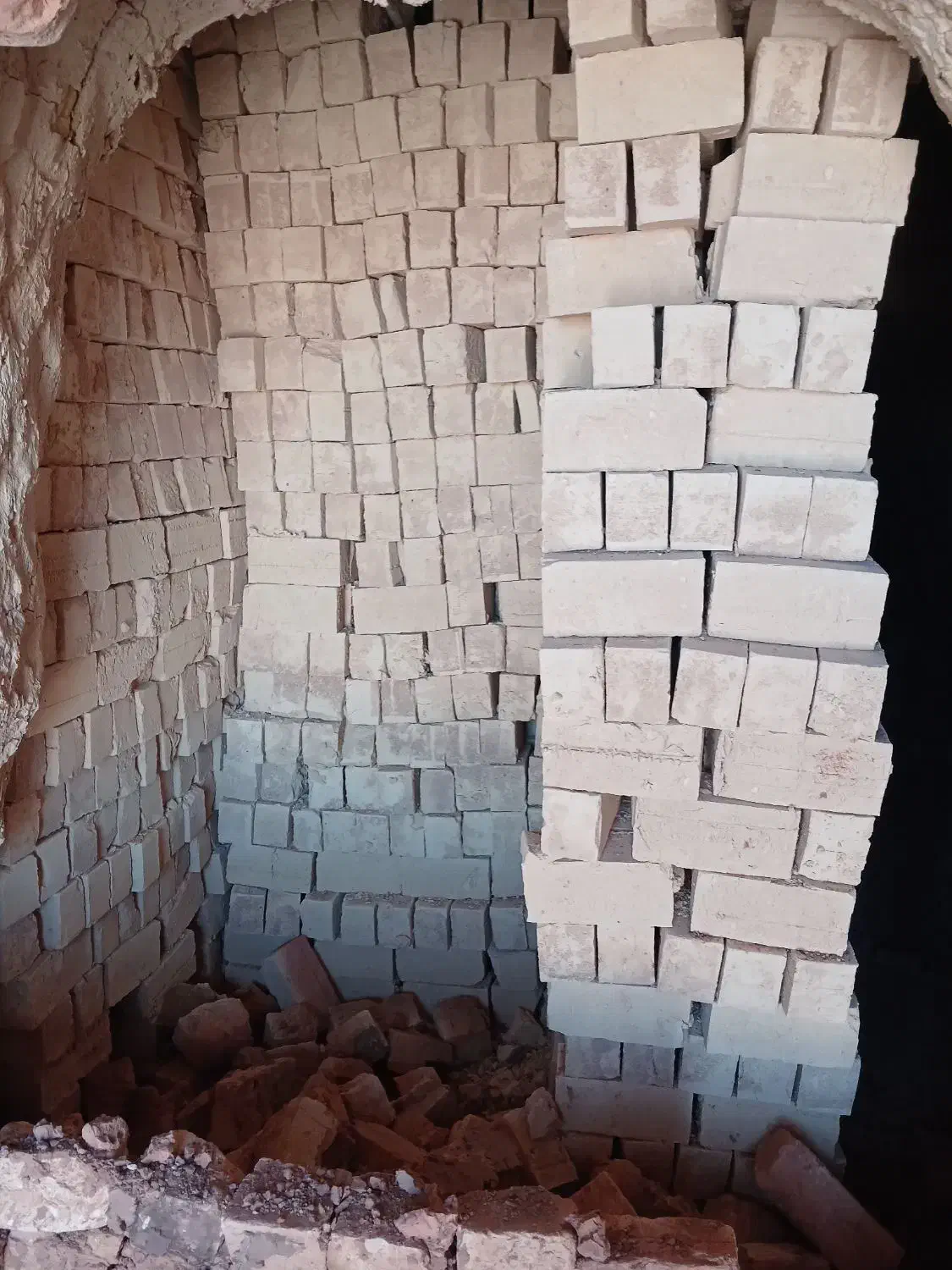 فروش آجر گری|مصالح و تجهیزات ساختمان|مرودشت, تخت جمشید|دیوار