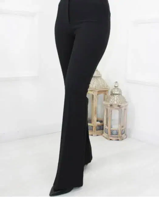 خیاط بیرون بر شلوارزنانه پارچه ای نیازمندیم|استخدام صنعتی، فنی، مهندسی|تهران, مسگرآباد|دیوار