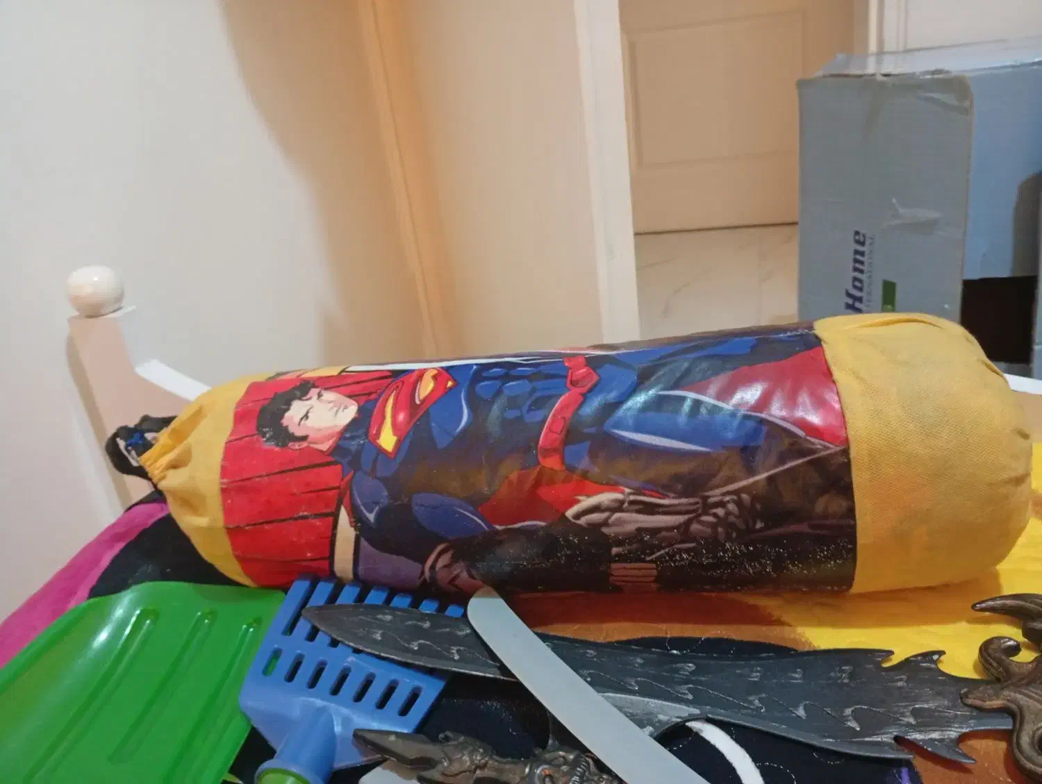 کیسه بکس|اسباببازی|بابل, |دیوار