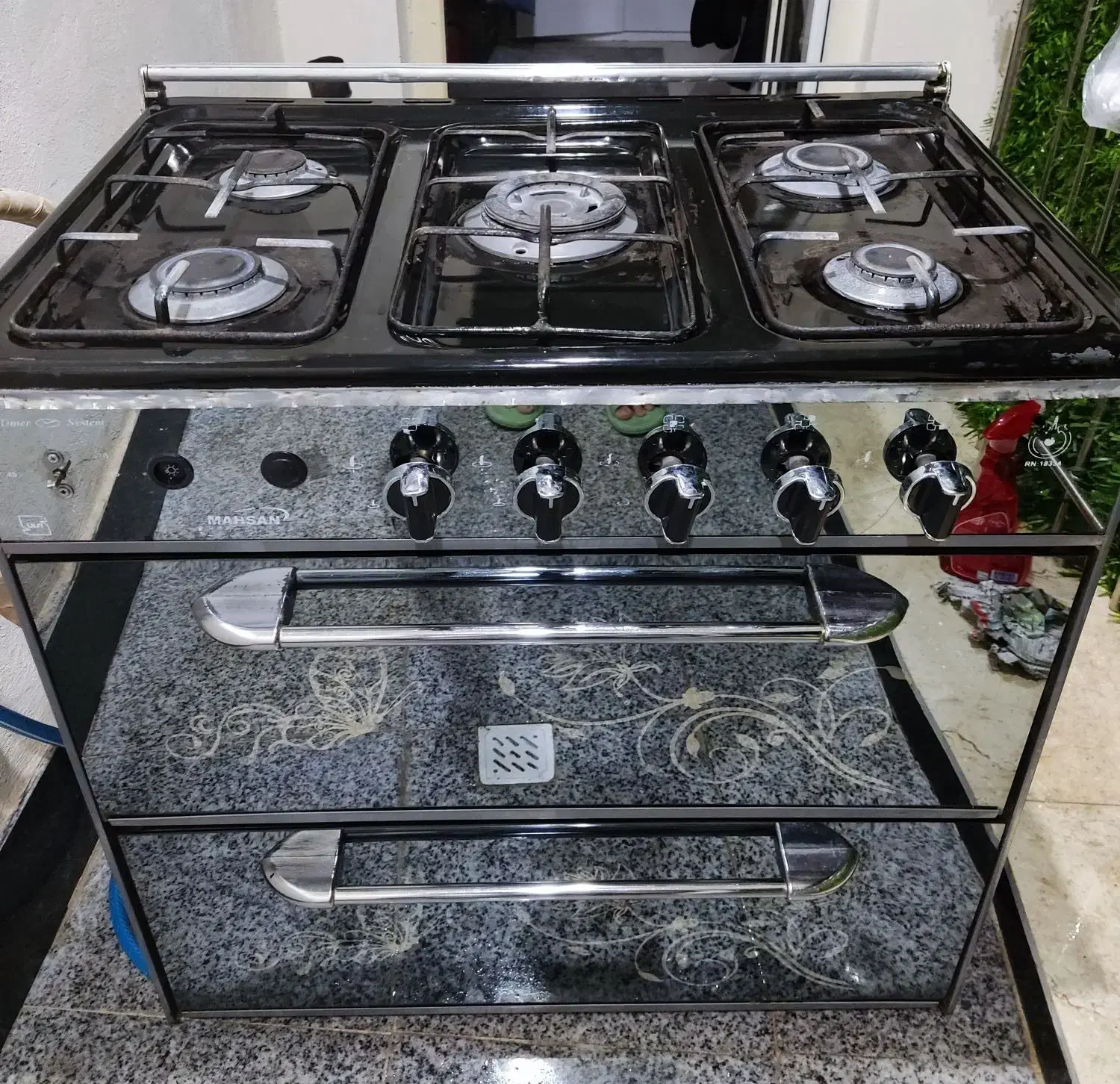 گاز پنج شعله کاملا سالم|اجاق گاز و لوازم برقی پخت‌وپز|شیراز, سرو|دیوار