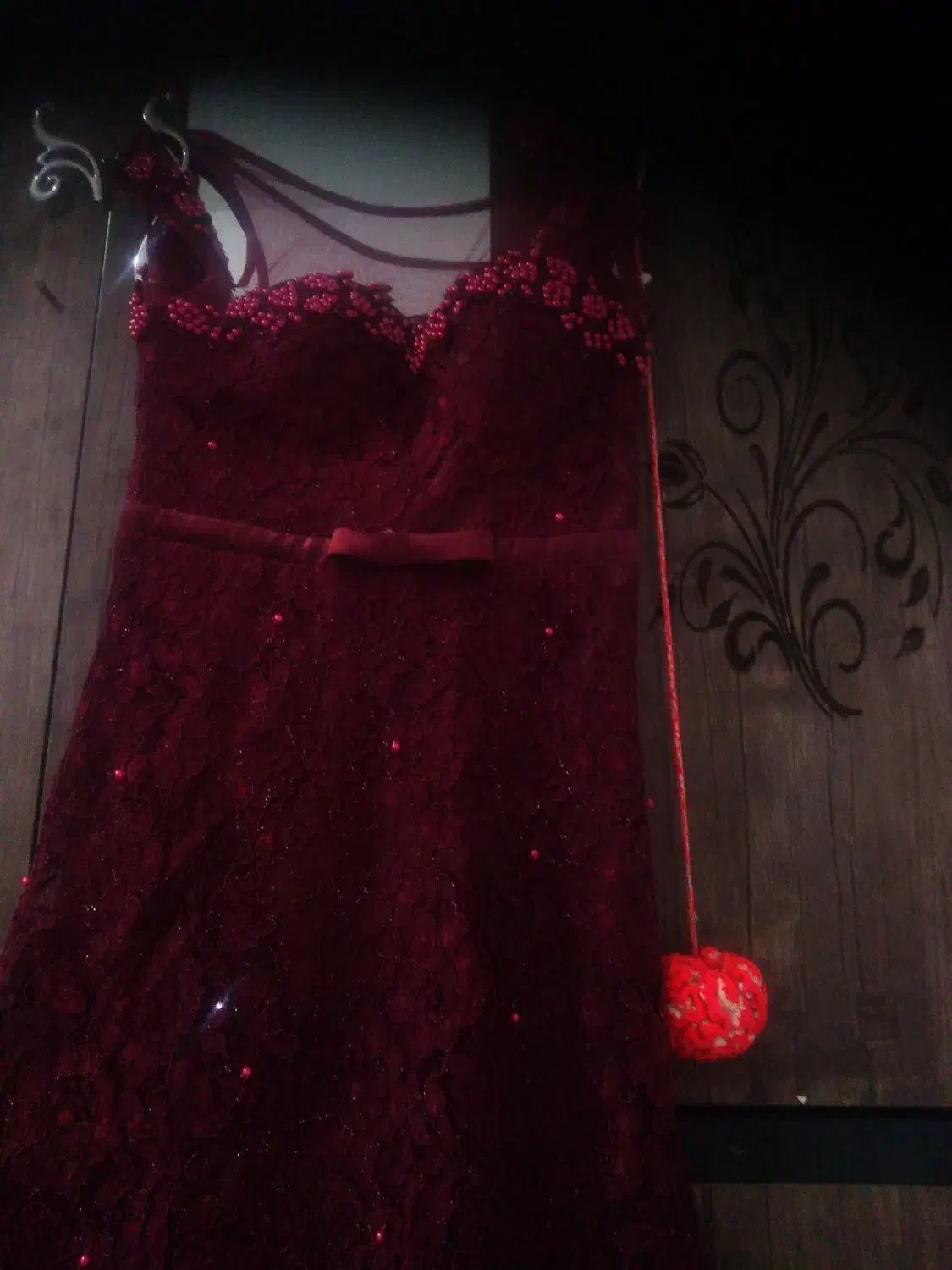 لباس مجلسی|لباس|اسفراین, |دیوار