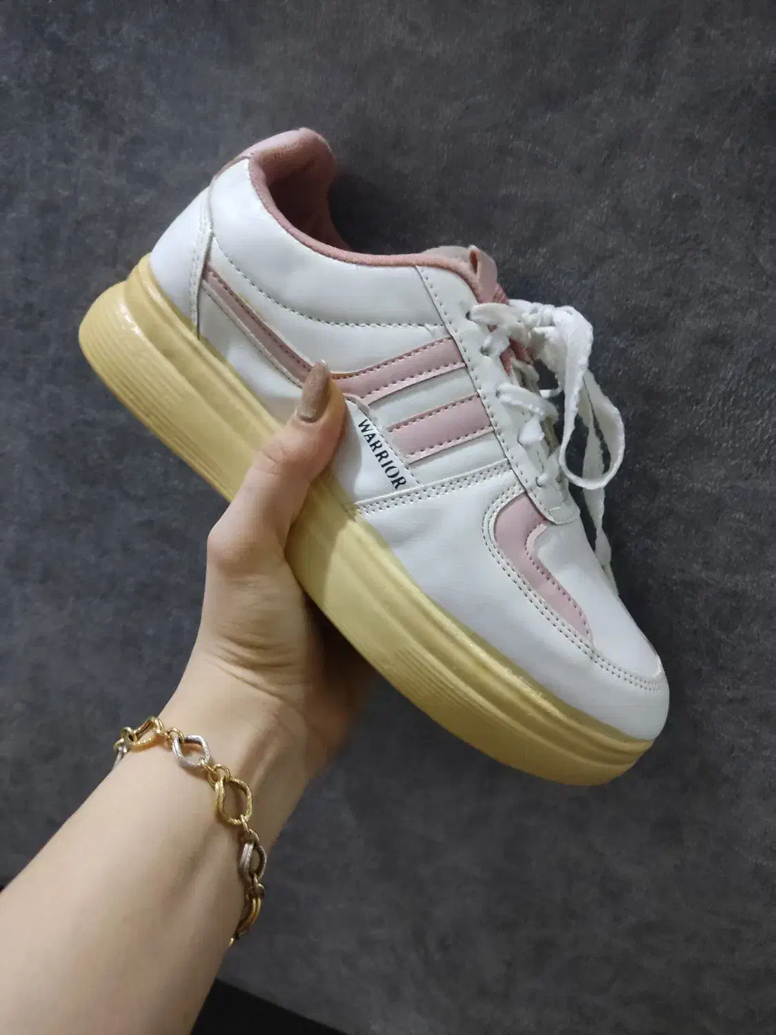 حراج کفش عمده و تک دخترانه پسرانه بچه گانه|کیف، کفش، کمربند|مسجد سلیمان, |دیوار