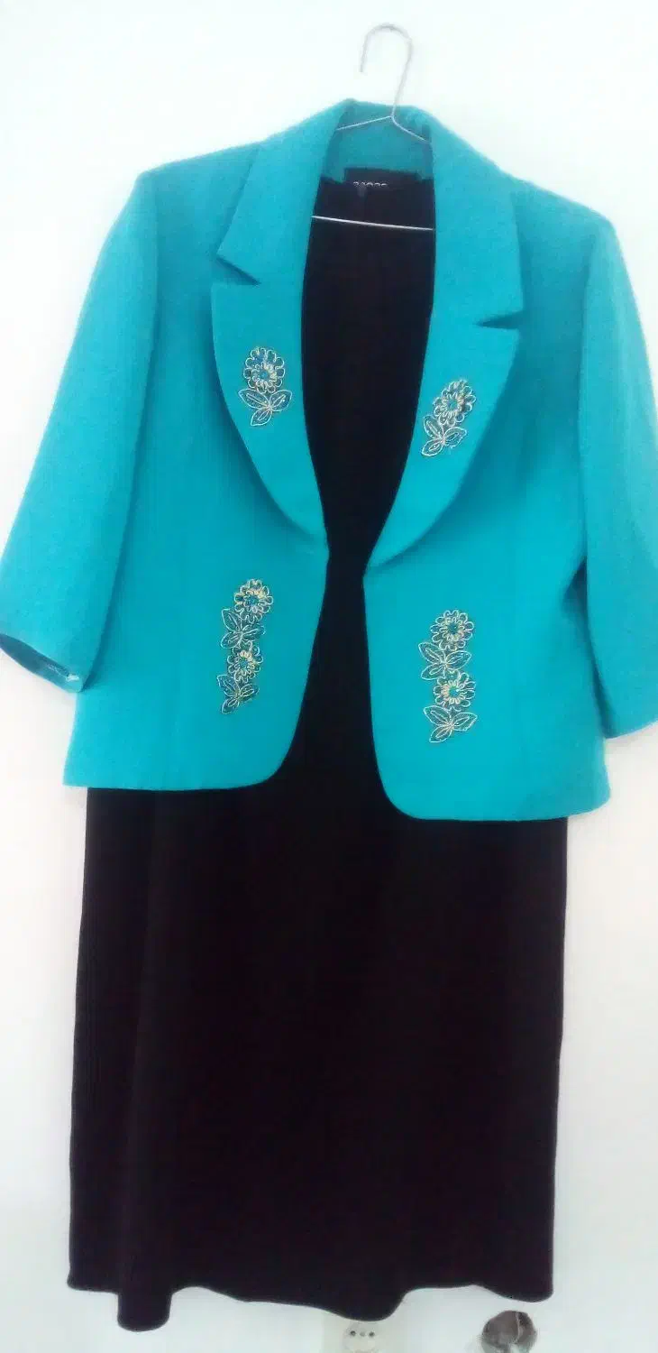 لباس مجلسی و چادرمشکی|لباس|اسفراین, |دیوار