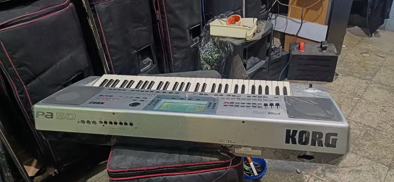 کیبورد پیا ۵۰ تبدیل به ۸۰ تمیز وبی عیب|پیانو، کیبورد، آکاردئون|تاکستان, |دیوار