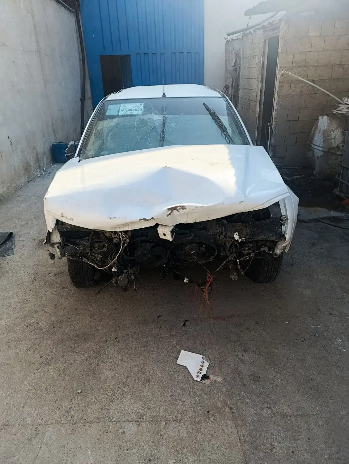 پارس مدل ۱۴۰۰ سال|خودرو سواری و وانت|قم, کوه سفید|دیوار