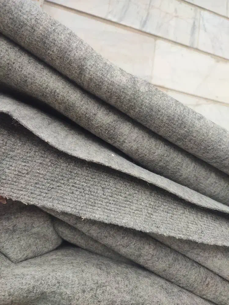 فروش موکت کار کرده اما سالم و با کیفیت|موکت|رشت, یخسازی|دیوار