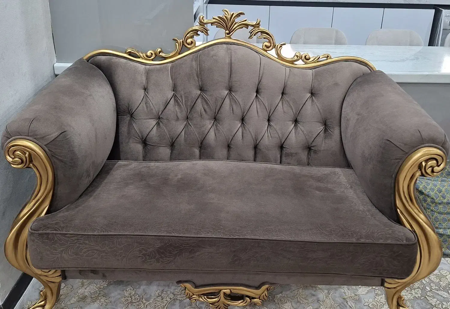 مبل ۷ نفره بسیار تمیز با چوب محکم در حد نو|مبلمان خانگی و میز عسلی|تهران, مجیدیه|دیوار