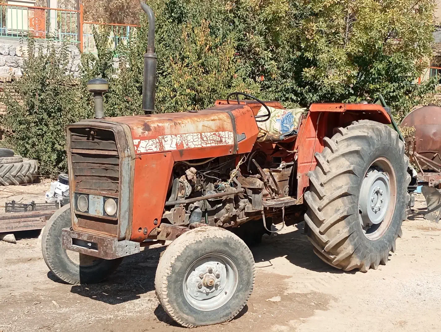 تراکتور 285اوزال مدل 63|خودرو سنگین|فارسان, |دیوار