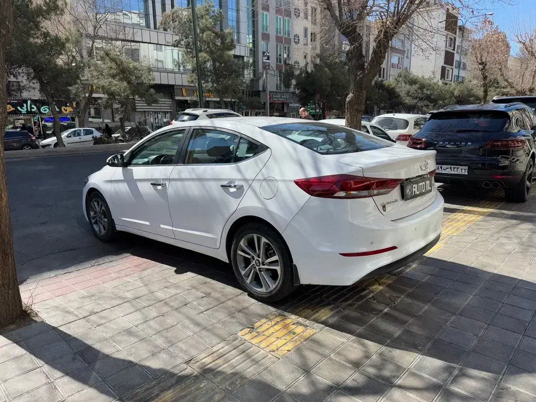 هیوندای النترا مدل 2018|خودرو سواری و وانت|تهران, درختی|دیوار