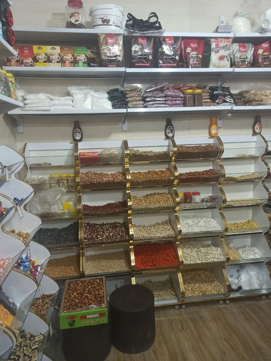 استند حبوبات و آجیل و شکلات|فروشگاه و مغازه|دیواندره, |دیوار