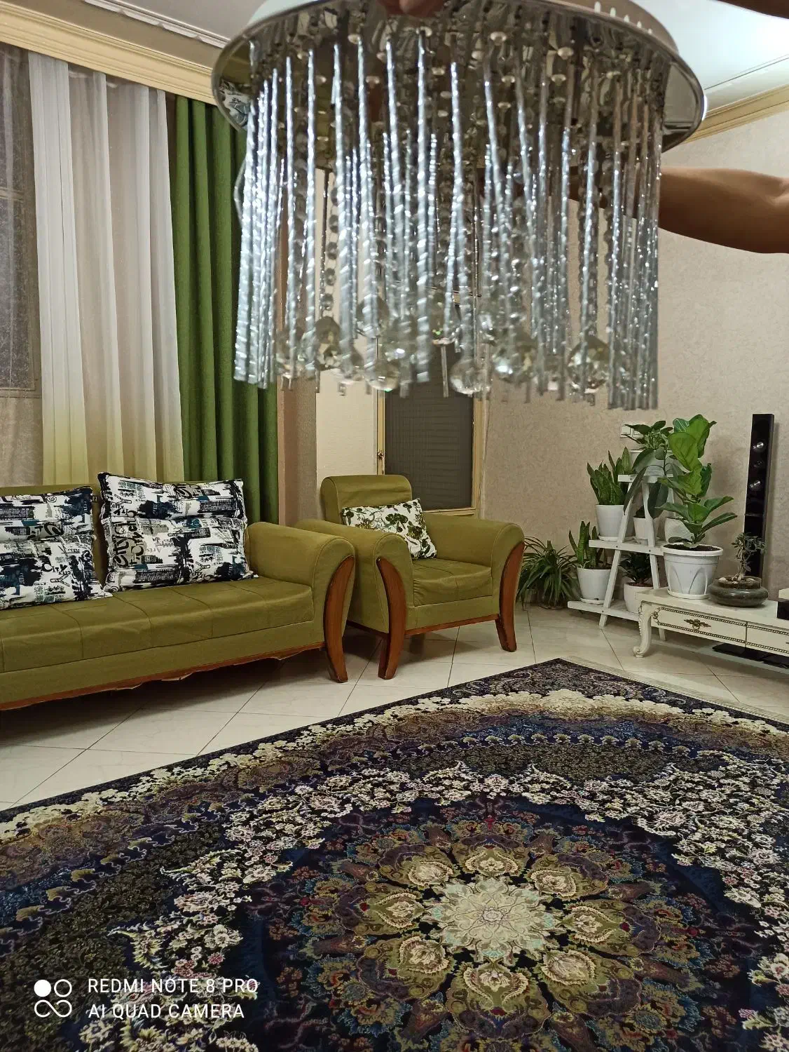 لوستر و قفس با پایه ایستاده|لوستر و چراغ آویز|شاهینشهر, فردوسی|دیوار