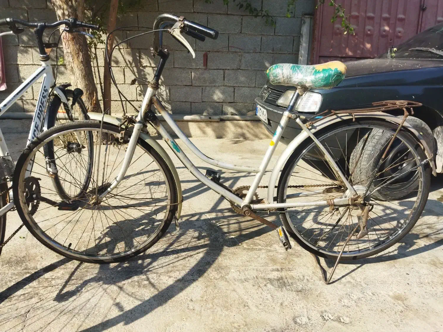 دو عدد دوچرخه ی خارجی|دوچرخه، اسکیت، اسکوتر|برازجان, |دیوار