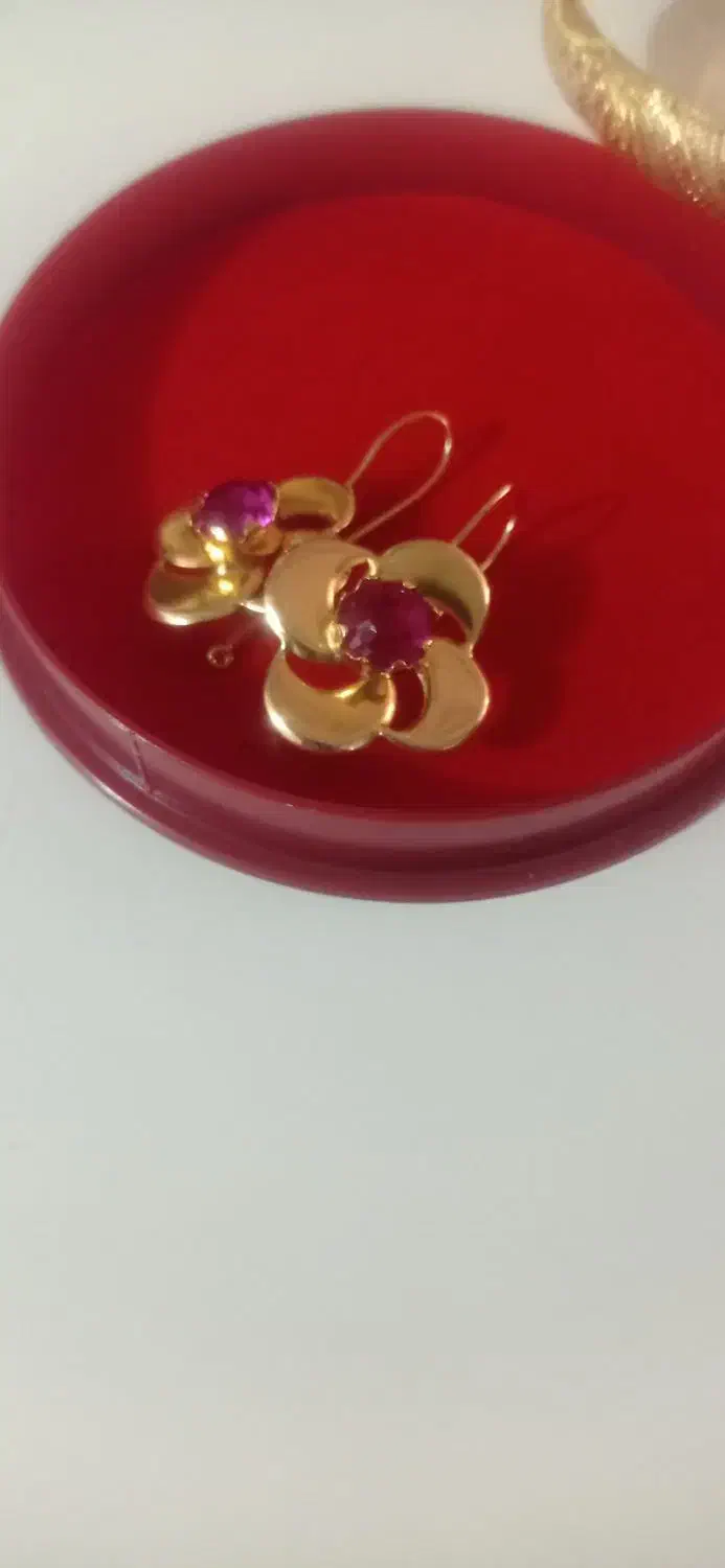 فروش مقداری طلا قیمت 100بالا تابلو|جواهرات|لردگان, |دیوار