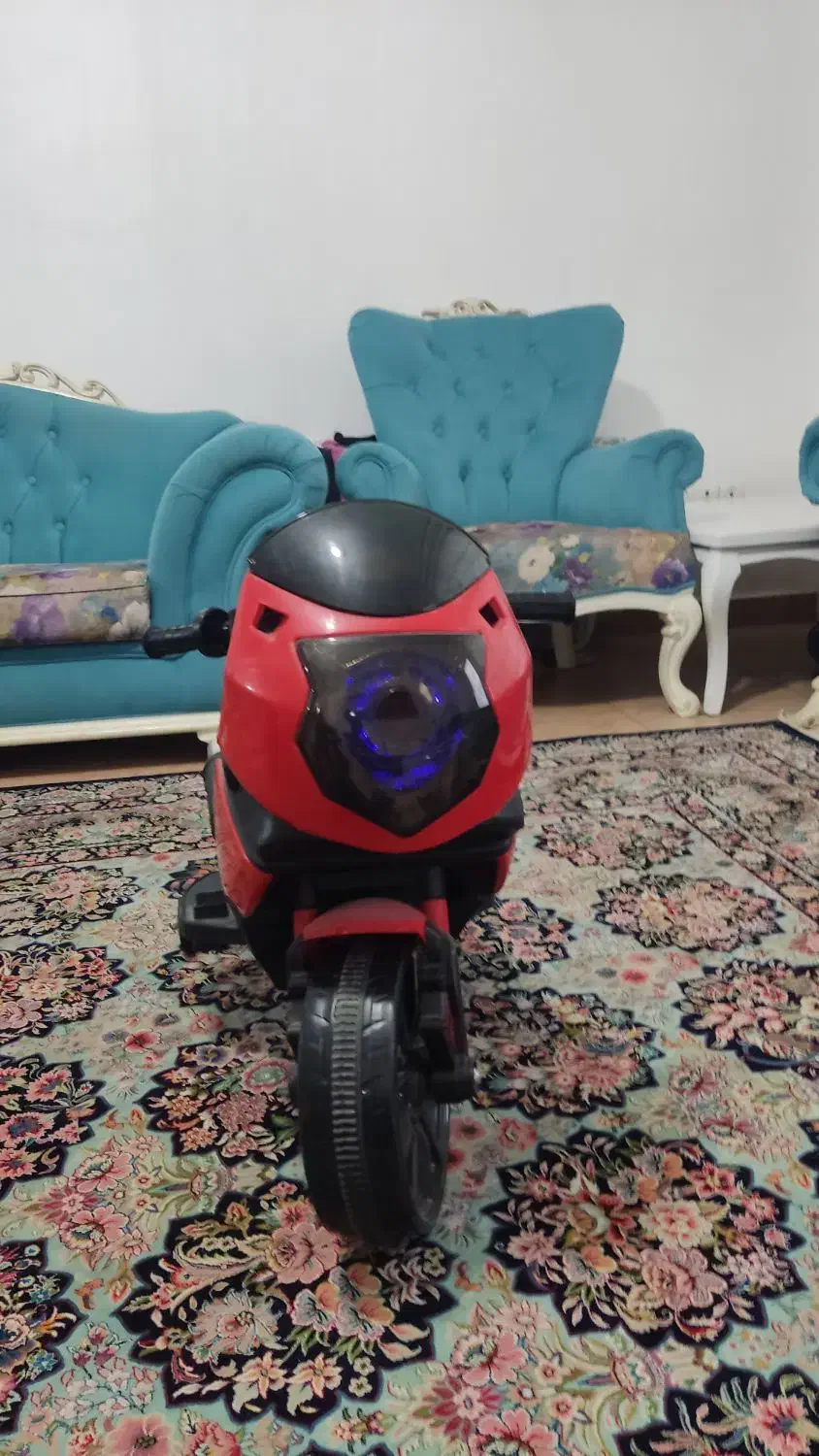 موتور شارژی درحد نو|اسباببازی|تنکابن, |دیوار