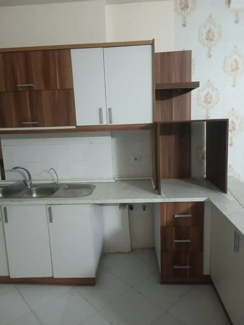 کابینت ام دی اف و شیرآلات و گاز و هود تمیز|کتابخانه، شلف، قفسه‌های دیواری|مشهد, امیریه|دیوار