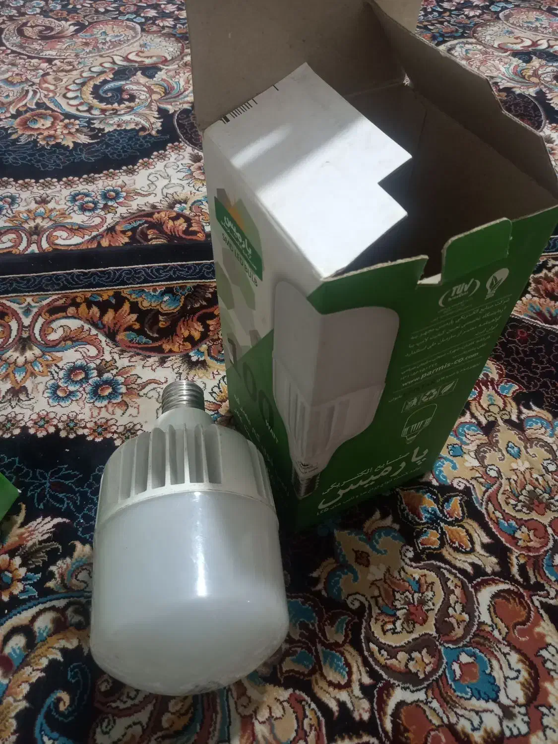 لامپ کم مصرف ال ای دی پارمیس|لامپ و چراغ|مشهد, حضرت حجت|دیوار