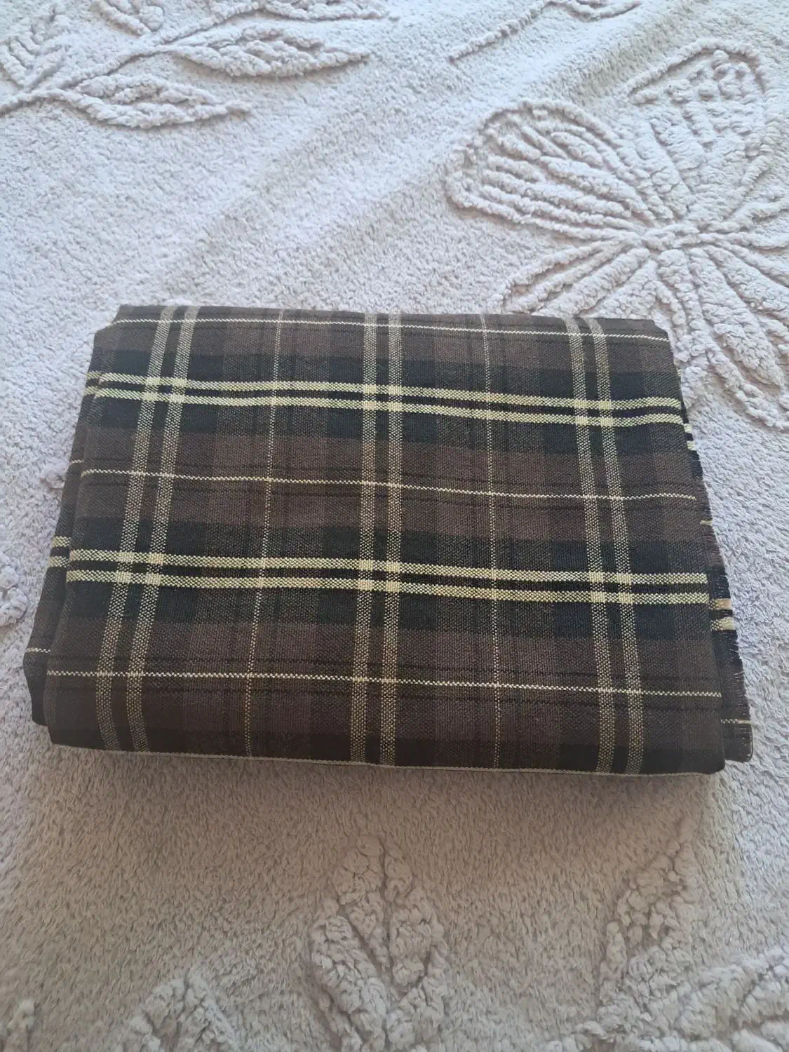 پارچه پالتویی|لباس|تبریز, |دیوار