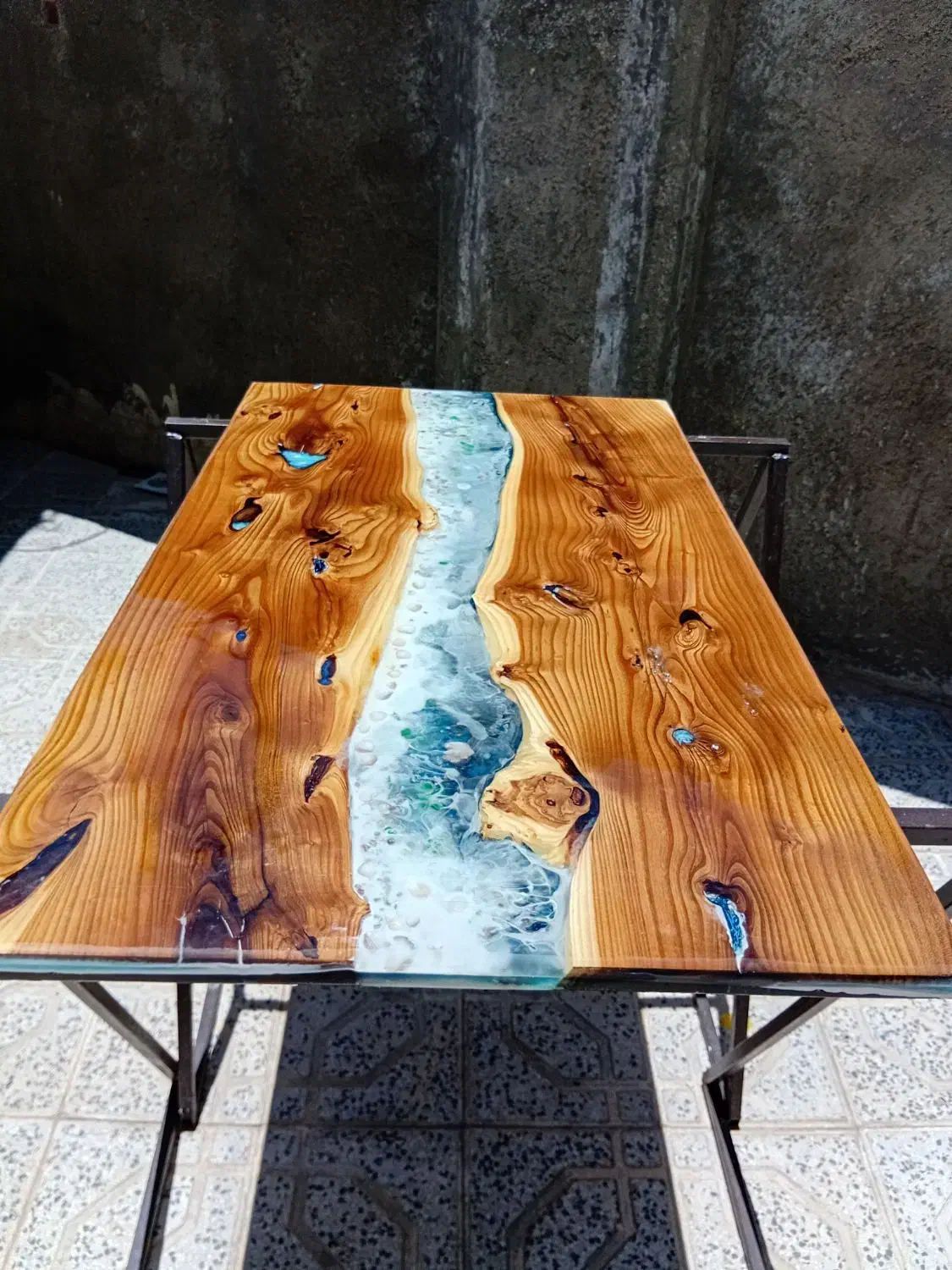 انواع کار چوب با رزین اپوکسی|خدمات پیشه و مهارت|بروجرد, |دیوار