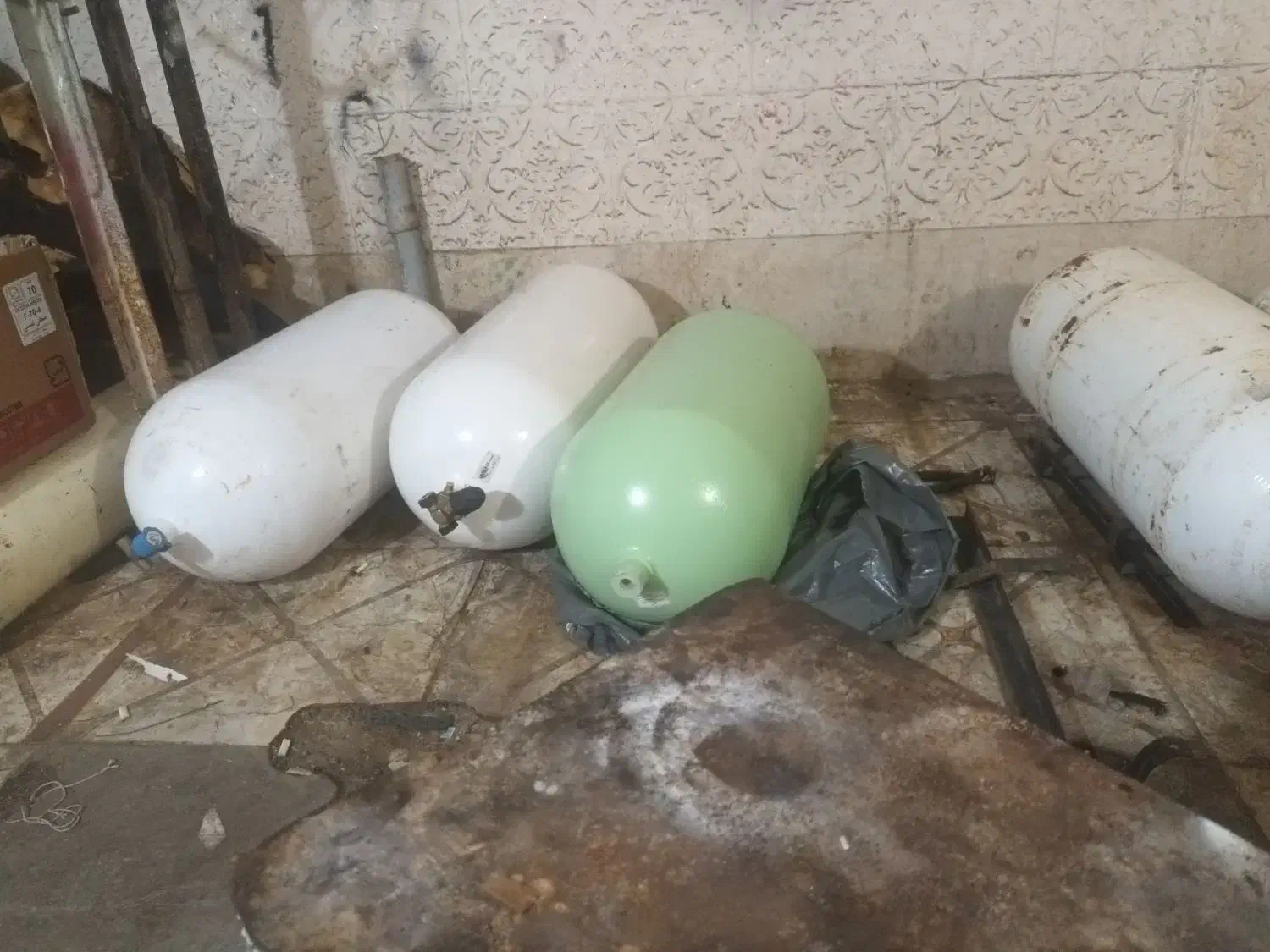 کپسول گازcngمخزن فابریک نیسان پراید پژوسمندمزدا|قطعات یدکی و لوازم جانبی|گنبد کاووس, |دیوار