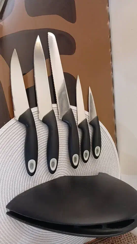 جاظرفی.چاقو.هسته گیر|آب‌چکان و نظم‌دهنده ظروف|فردیس, قریشی|دیوار