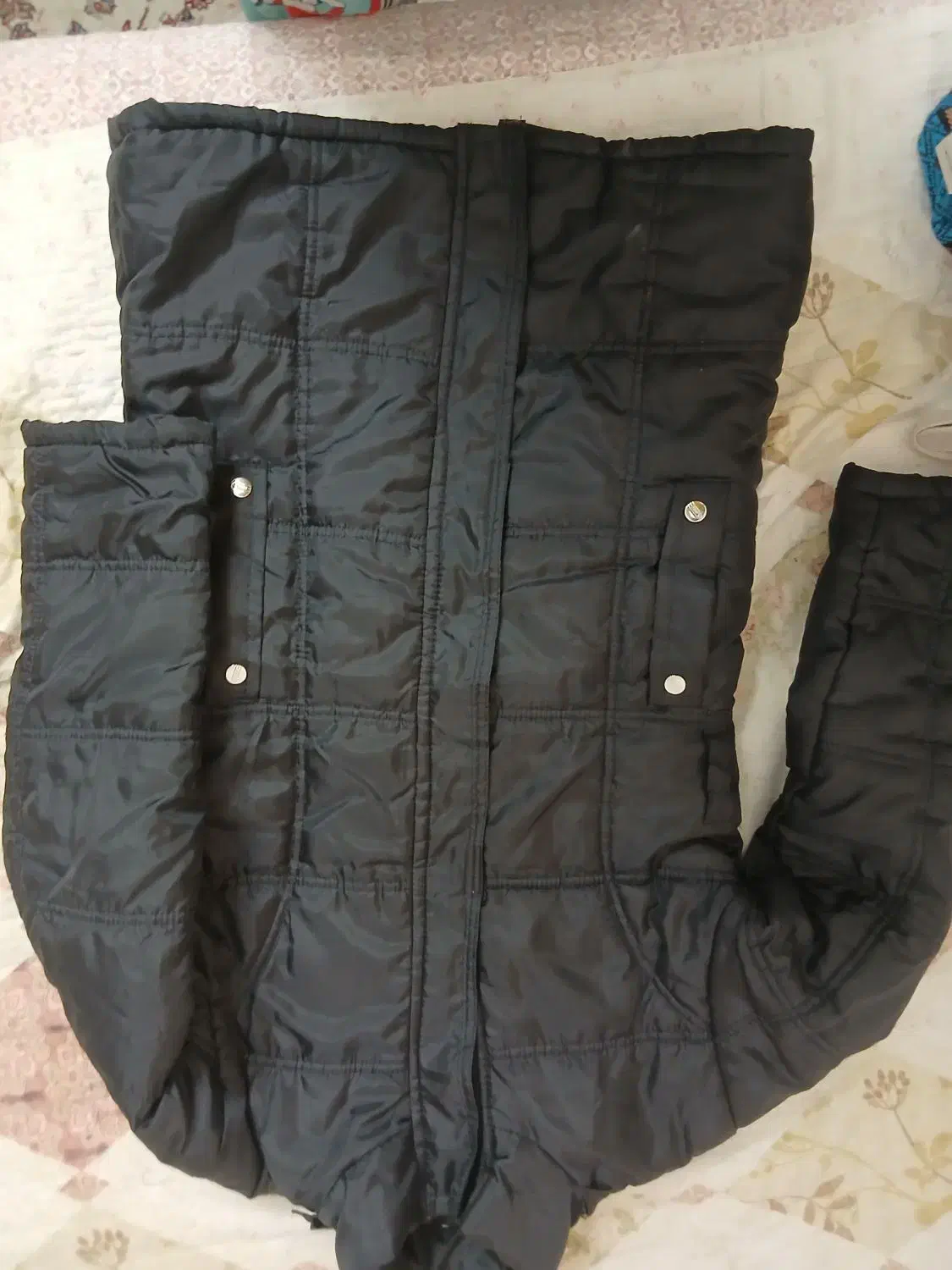 کاپشن|لباس|مشهد, هنرستان|دیوار