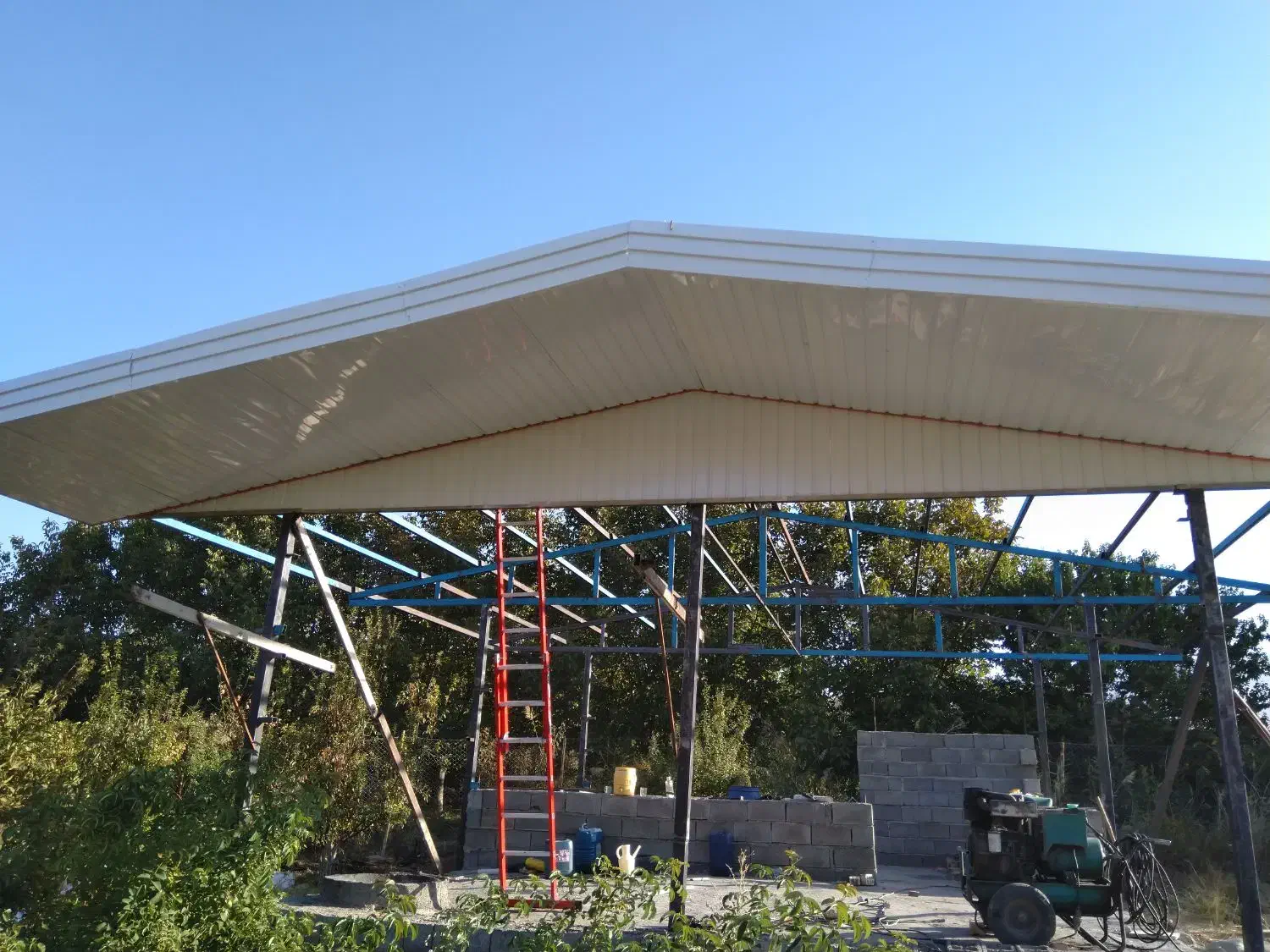 اجرای سقف شیروانی و ویلا|خدمات پیشه و مهارت|دورود, |دیوار