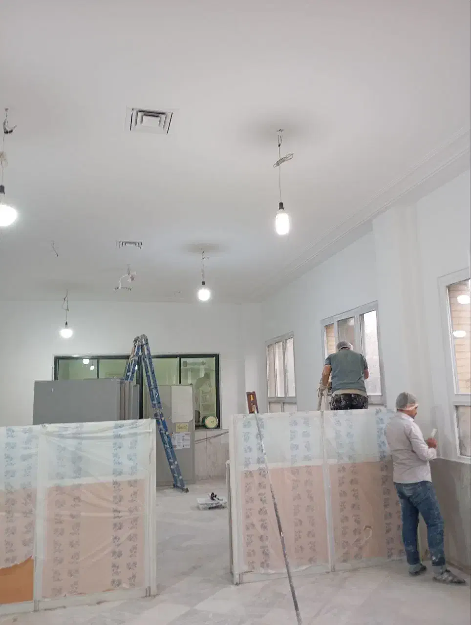 رنکاری ونقاشی ساختما|خدمات پیشه و مهارت|قم, ولیعصر|دیوار