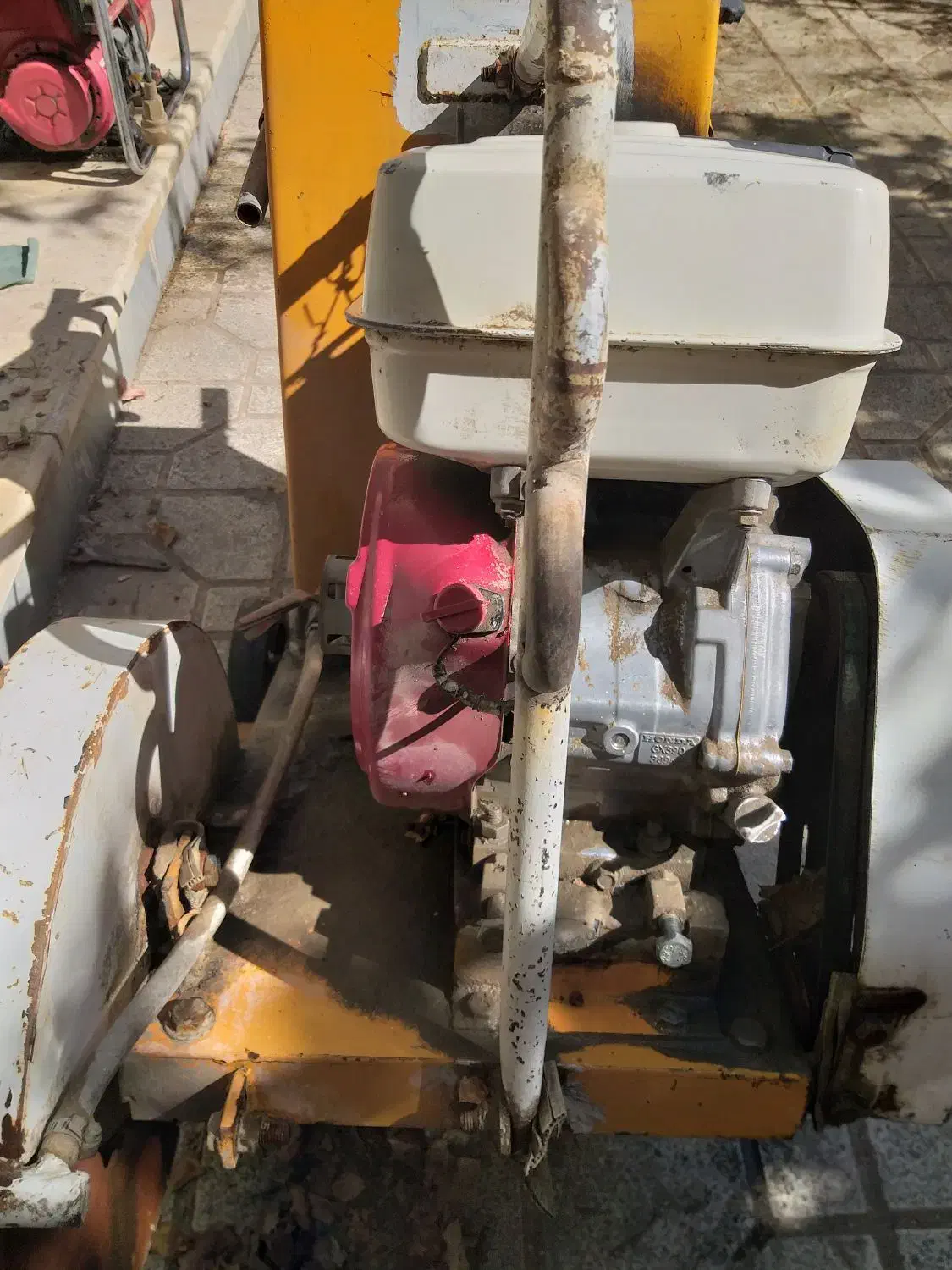 موتور برق و کاتر اسفالتبر هندا اصل|ماشین‌آلات صنعتی|اصفهان, سرتاوه|دیوار