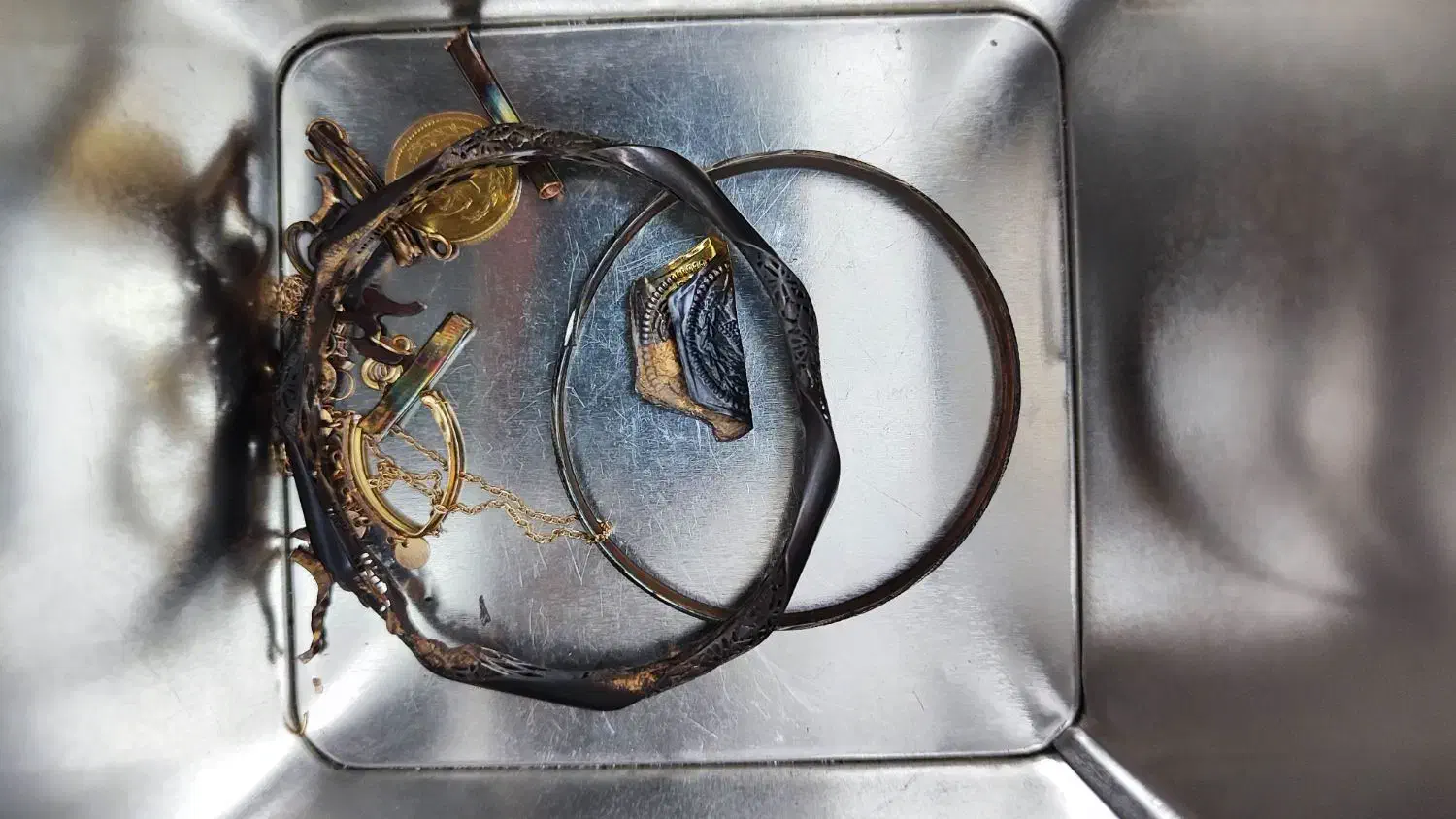 طلا شکسته با فاکتور به قیمت تابلو|جواهرات|سنندج, |دیوار