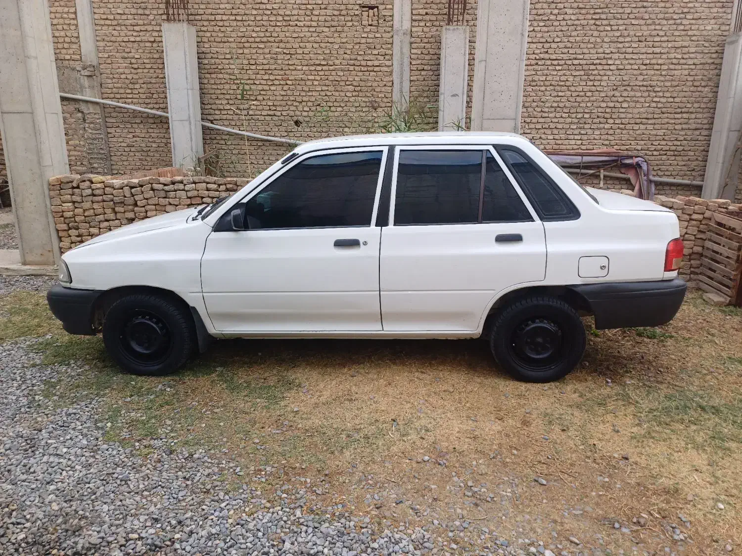 پراید مدل ۸۲|خودرو سواری و وانت|آق قلا, |دیوار