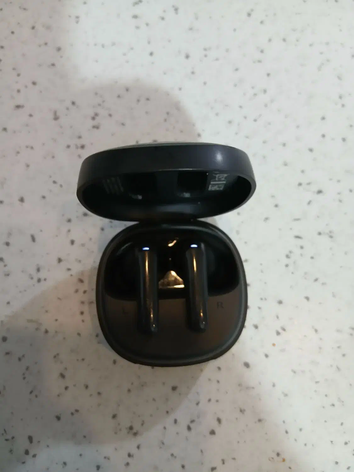 ایرپاد Qcy|پخشکننده همراه|قرچک, پارس سرام|دیوار