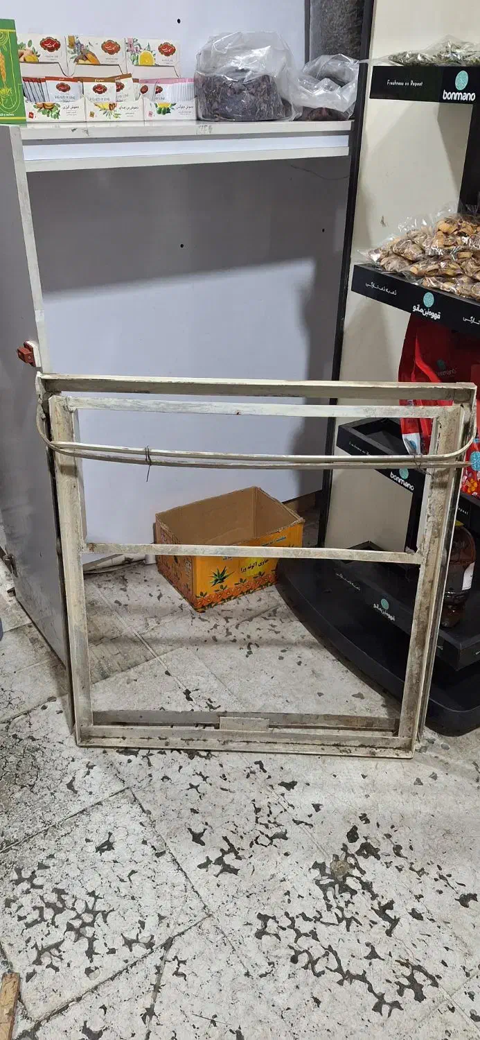 پایه کولر پنجره ای و ریلی بربرینگی|کولر گازی و فن‌کوئل|رشت, استقامت ۲|دیوار