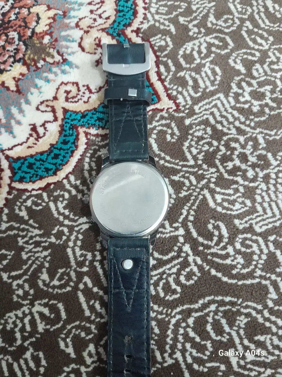 ساعت مچی|ساعت|نیشابور, خط کاشمر|دیوار