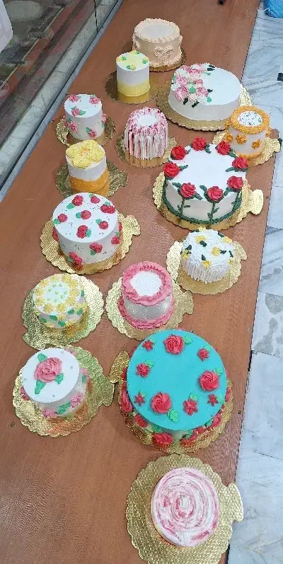 کیک تولد۲۹۸ بامغز موز و گردو ارزان تر از کل قم|خوردنی و آشامیدنی|قم, قلعه کامکار|دیوار