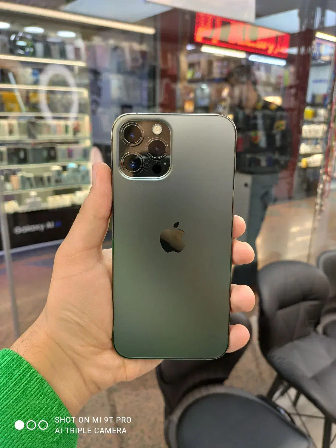 آیفون ۱۲ پرومکس ۲۵۶گیگ بی نقطه|موبایل|تهران, مدائن|دیوار