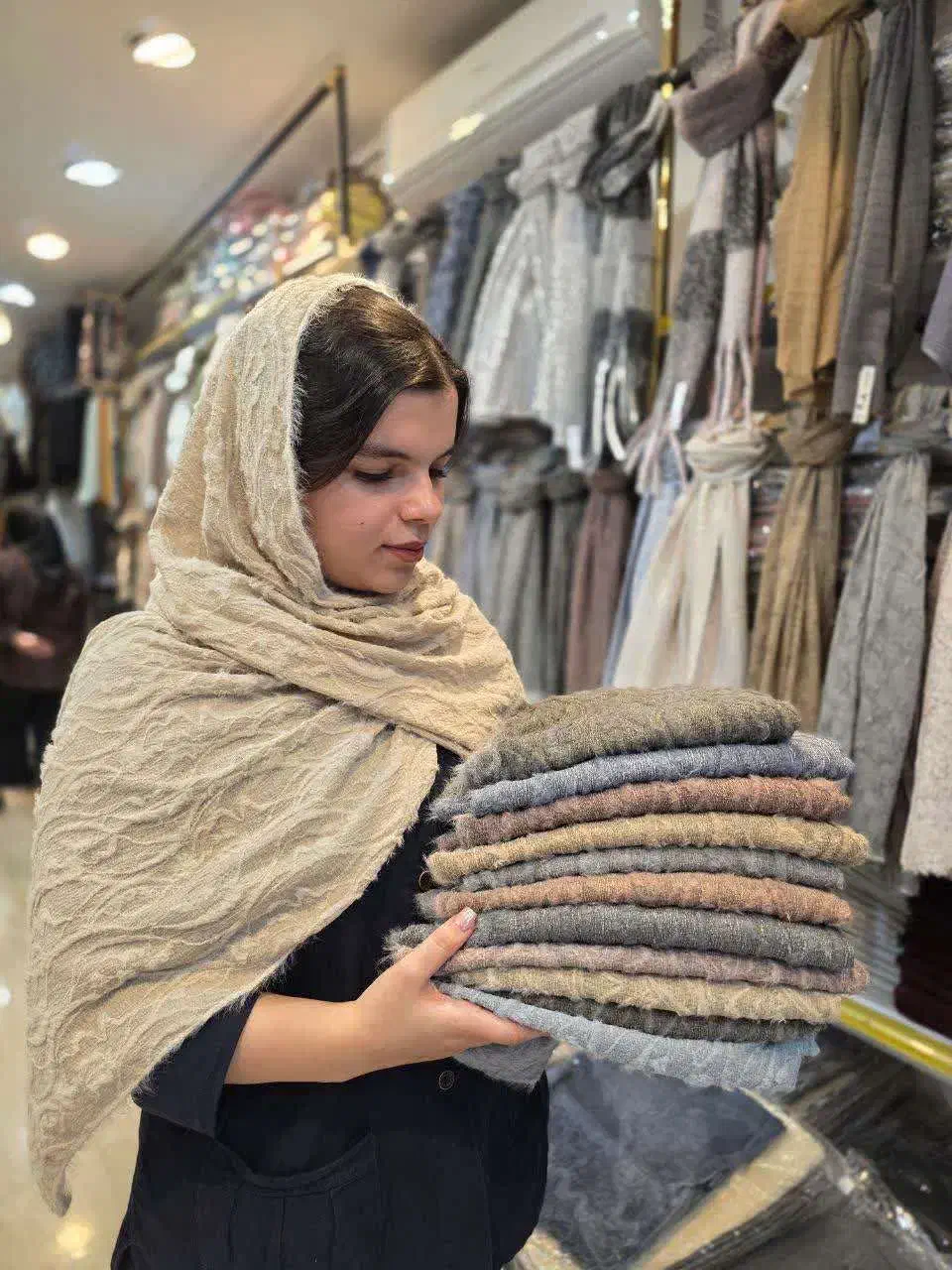 شال پاییزه وارداتی خزدارویژه مغازه دارهای آمل|لباس|آمل, |دیوار