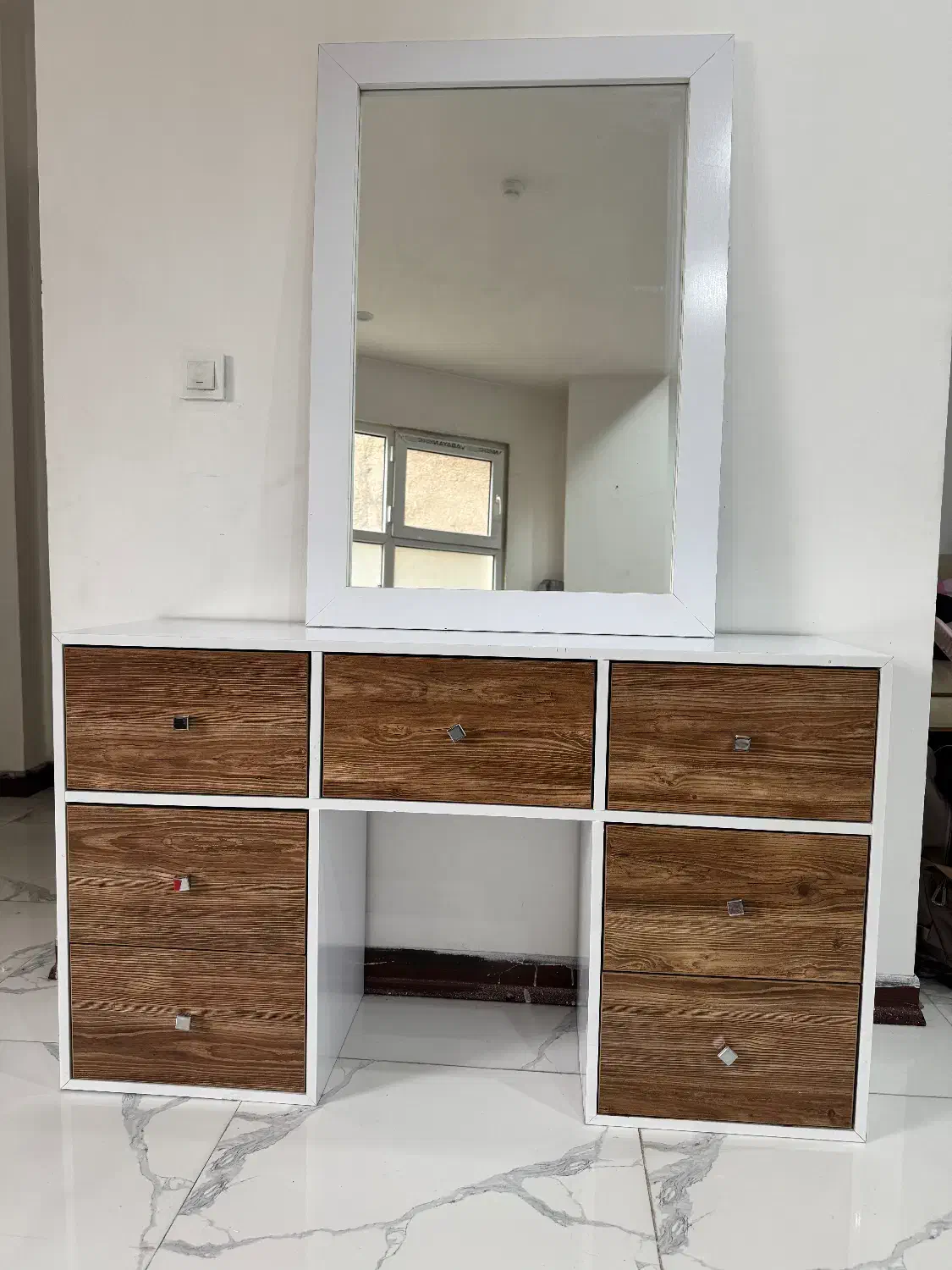 فروش|مبلمان خانگی و میز عسلی|کرج, باغستان|دیوار