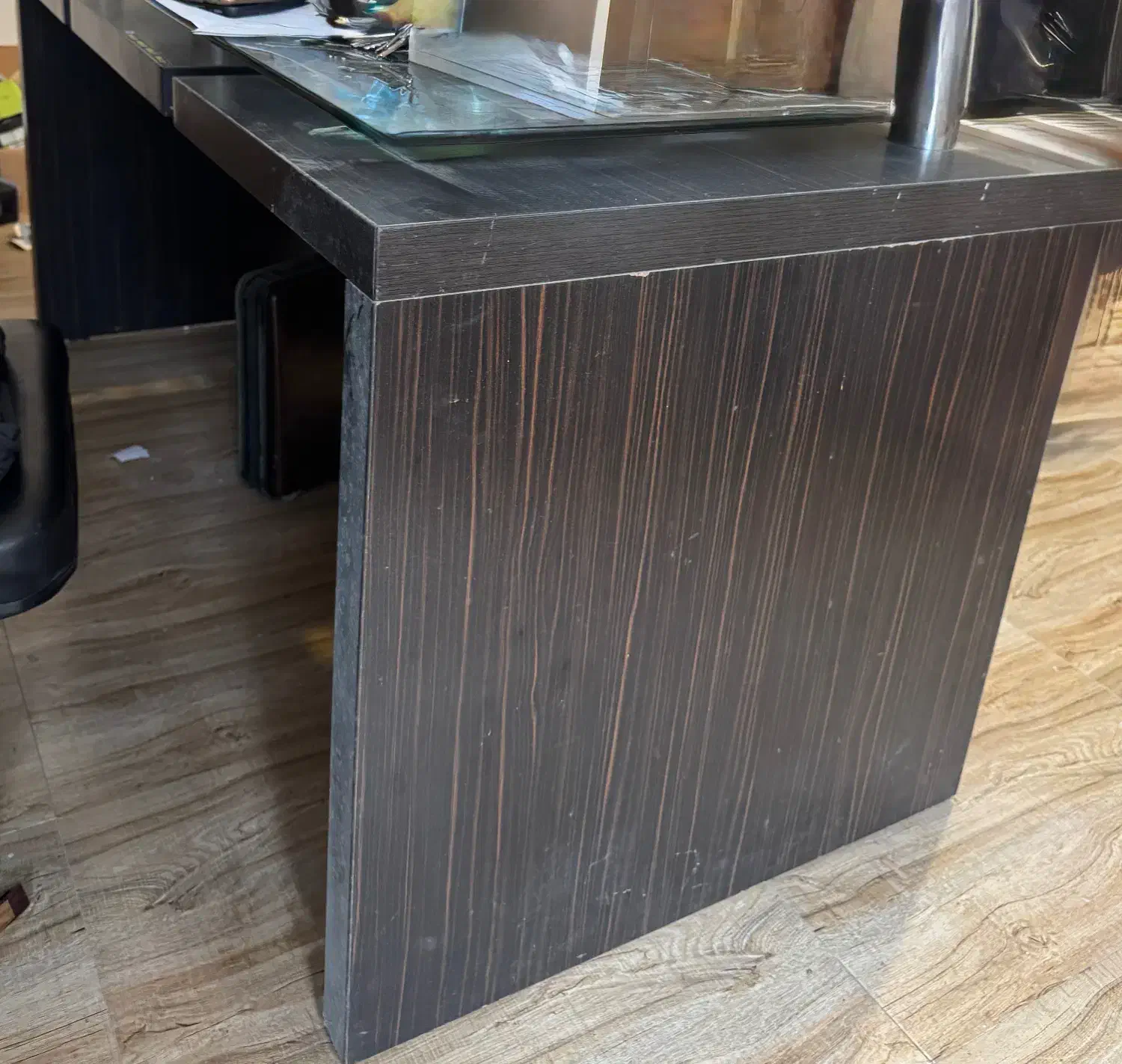 میز مدیریت|مبلمان اداری|رشت, نخودچر|دیوار