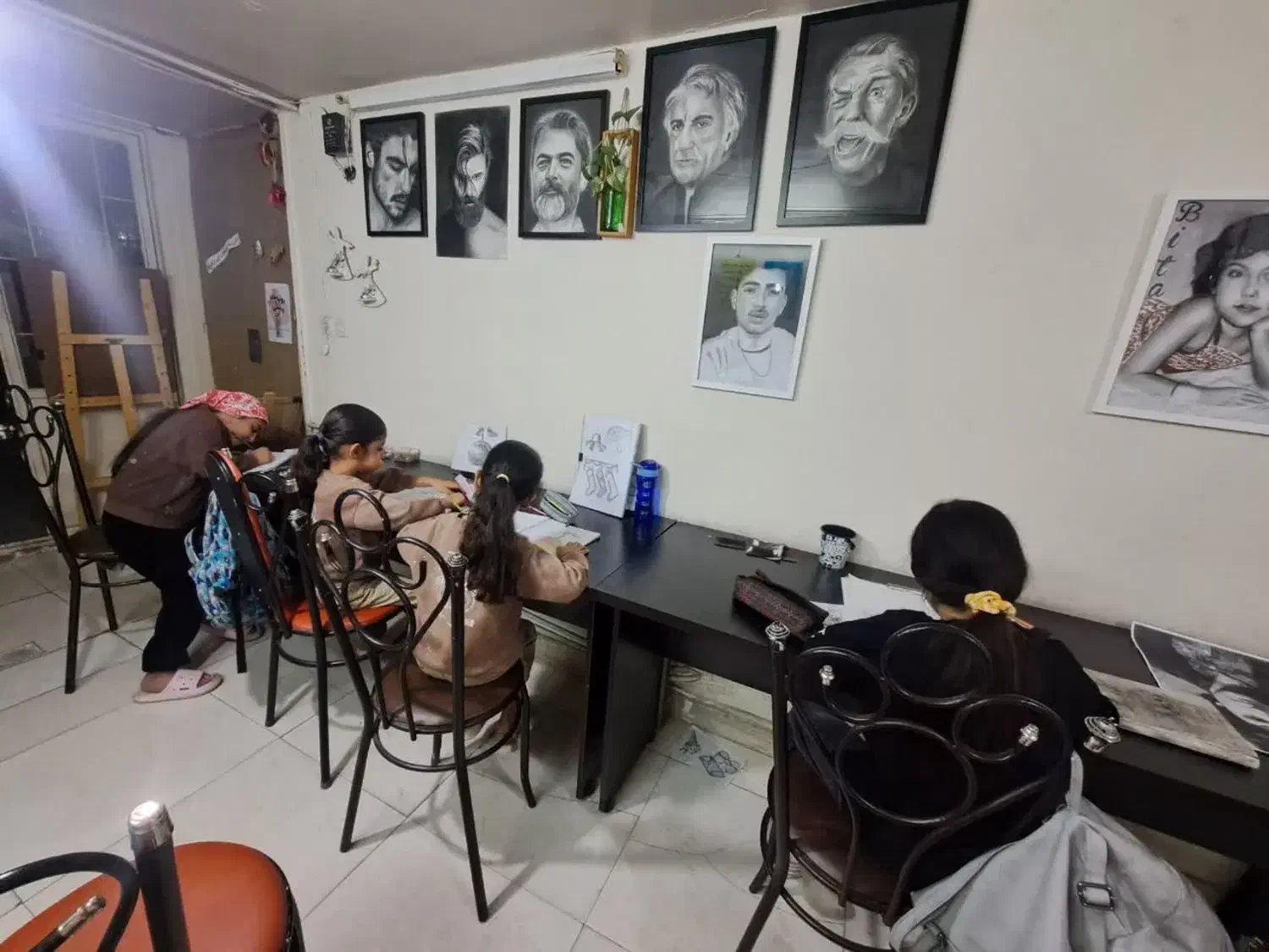 آموزش خیاطی طراحی و دوخت و نقاشی و خوشنویسی|خدمات آموزشی|اصفهان, خانه اصفهان|دیوار