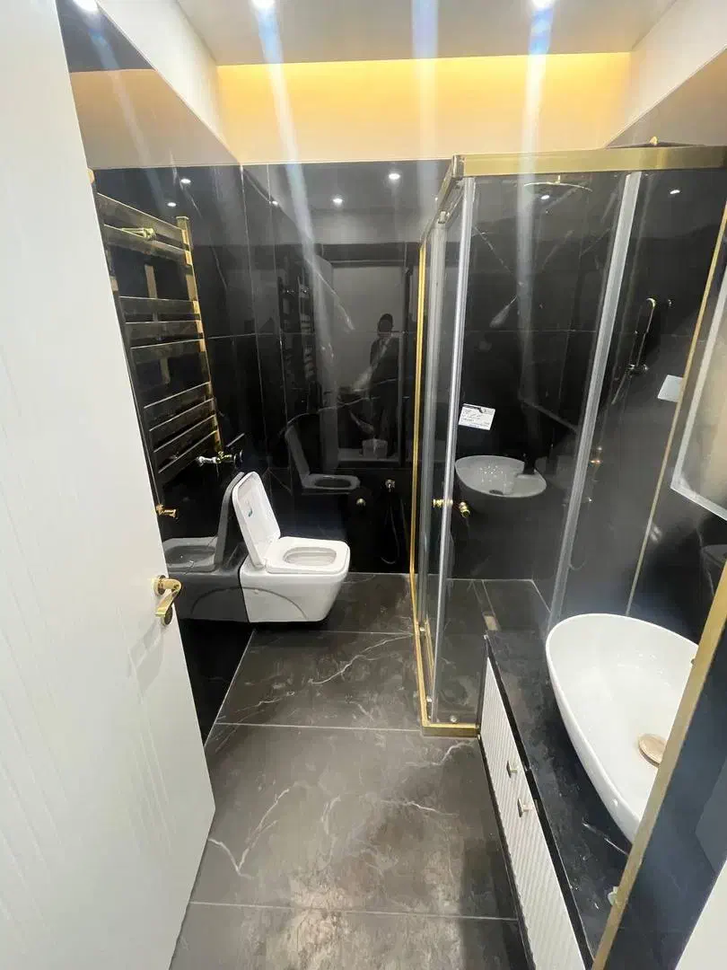 واحد ۱۵۷ متری فول دیزاین نوساز پنجره قدی ایرانمال