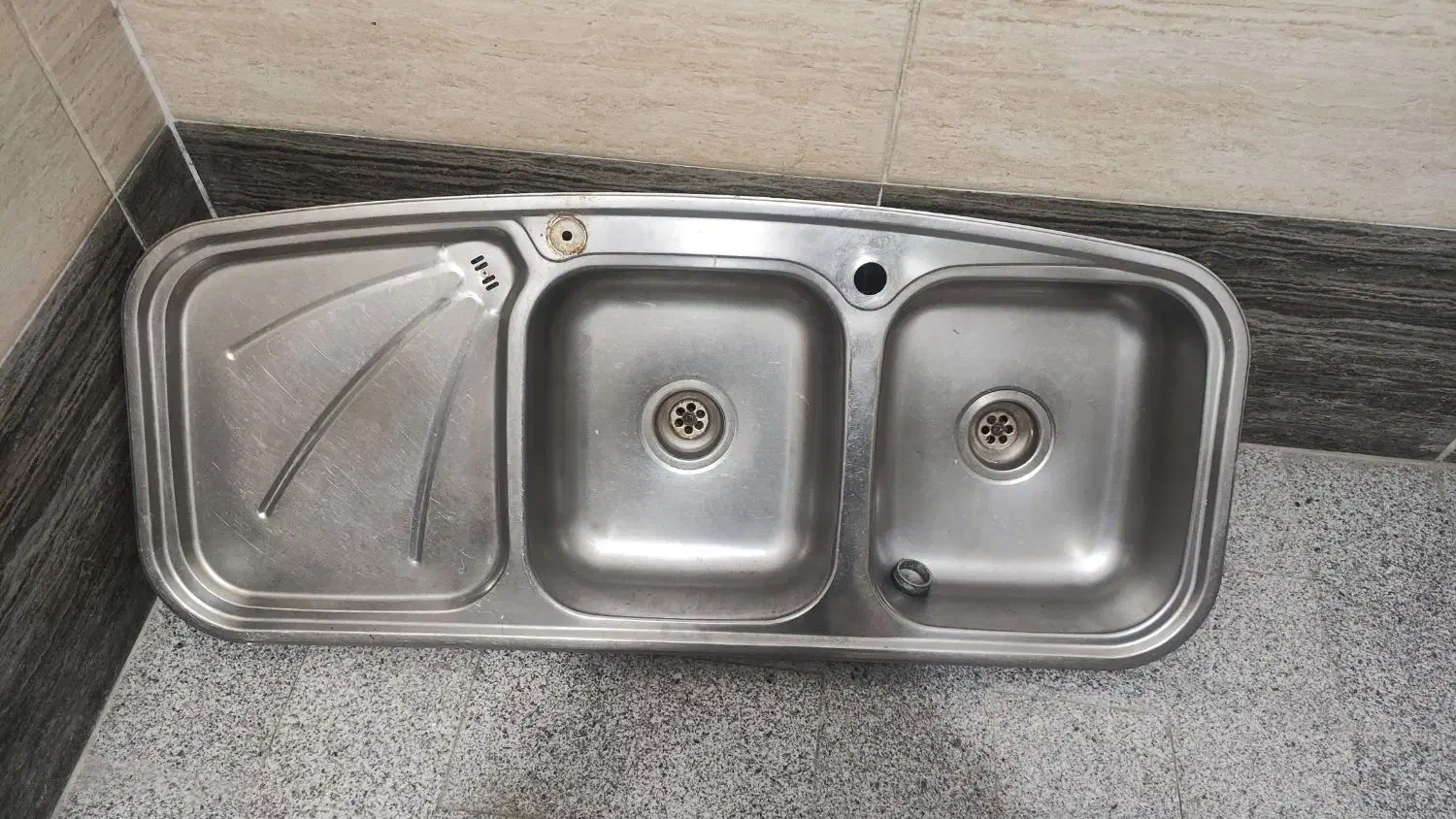 سینگ ظرفشویی|آب‌چکان و نظم‌دهنده ظروف|رشت, پل تالشان|دیوار