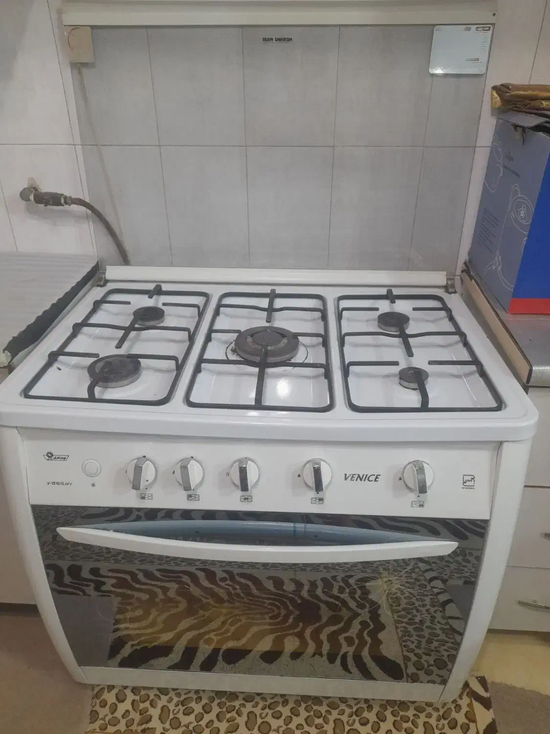 اجاق گاز در حد نو|اجاق گاز و لوازم برقی پخت‌وپز|کاشان, فاز ۲ ناجی آباد|دیوار