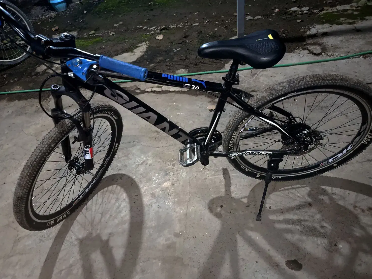 دوچرخه GIlANT سایز ۲۶ آلمینیوم مشکی|دوچرخه، اسکیت، اسکوتر|آستانه اشرفیه, |دیوار